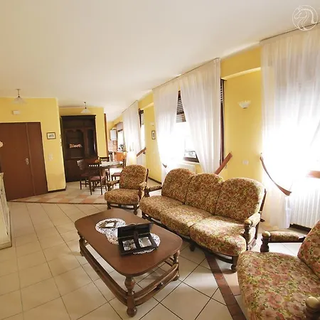 L'arengo Panzió 3*