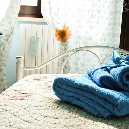 L'arengo Bed & Breakfast
